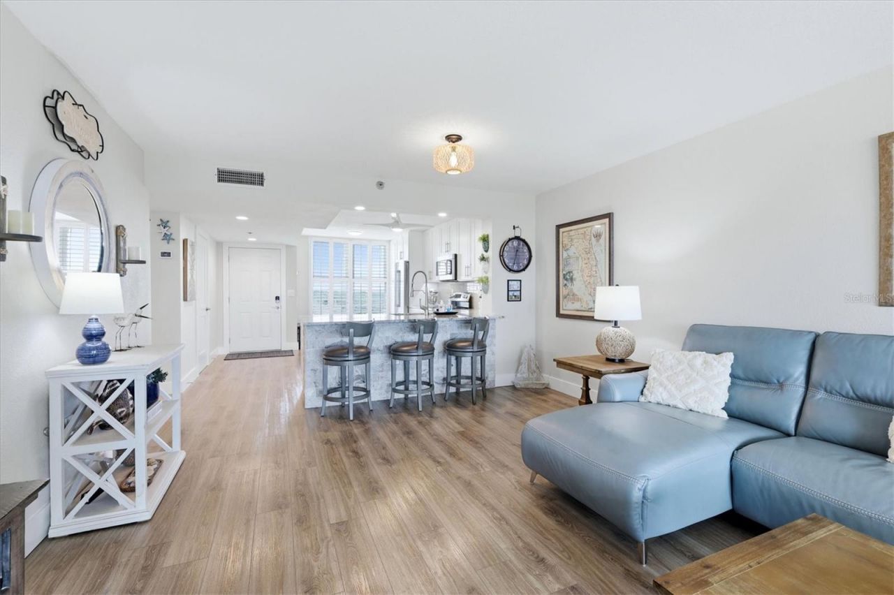 3730 Pinebrook Circle, Unit 604, Bradenton, FL 34209 Photo