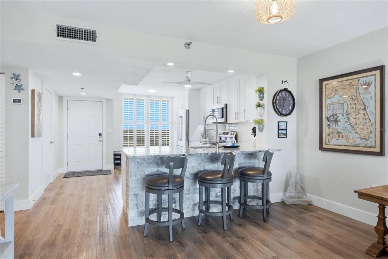 3730 Pinebrook Circle, Unit 604, Bradenton, FL 34209 Photo