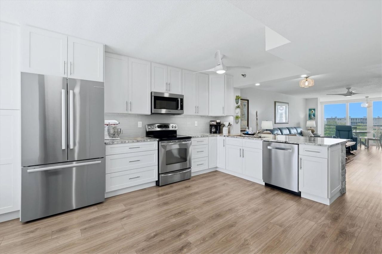 3730 Pinebrook Circle, Unit 604, Bradenton, FL 34209 Photo