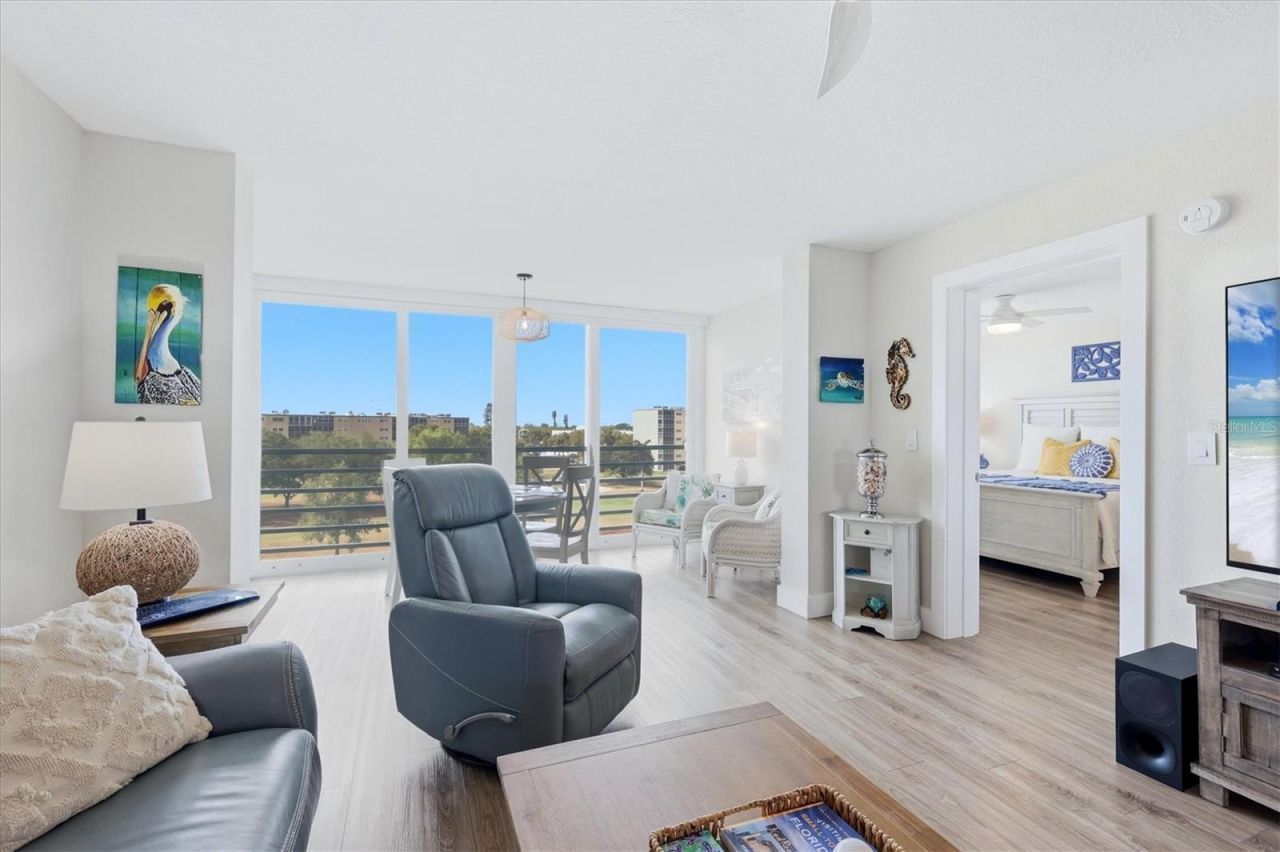 3730 Pinebrook Circle, Unit 604, Bradenton, FL 34209 Photo