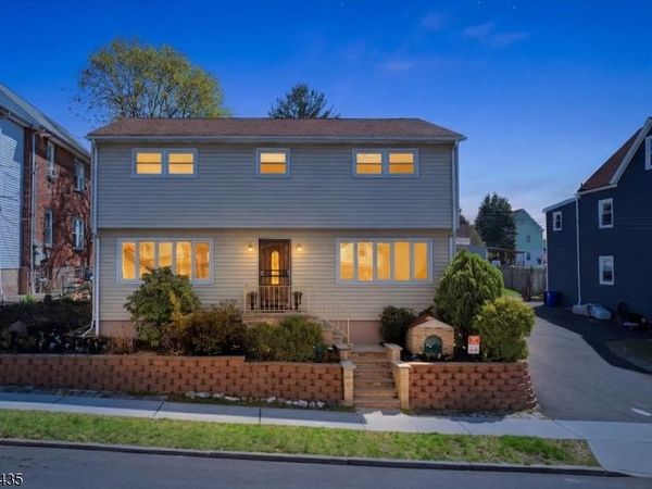 58 Mozart St, East Rutherford, NJ 07073
