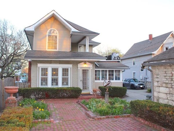 4130 Mercier Street, Kansas City, MO 64111