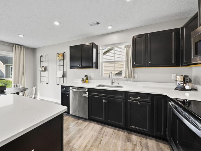 2401 Mcclouds Square, Marysville, OH 43040 Photo 13