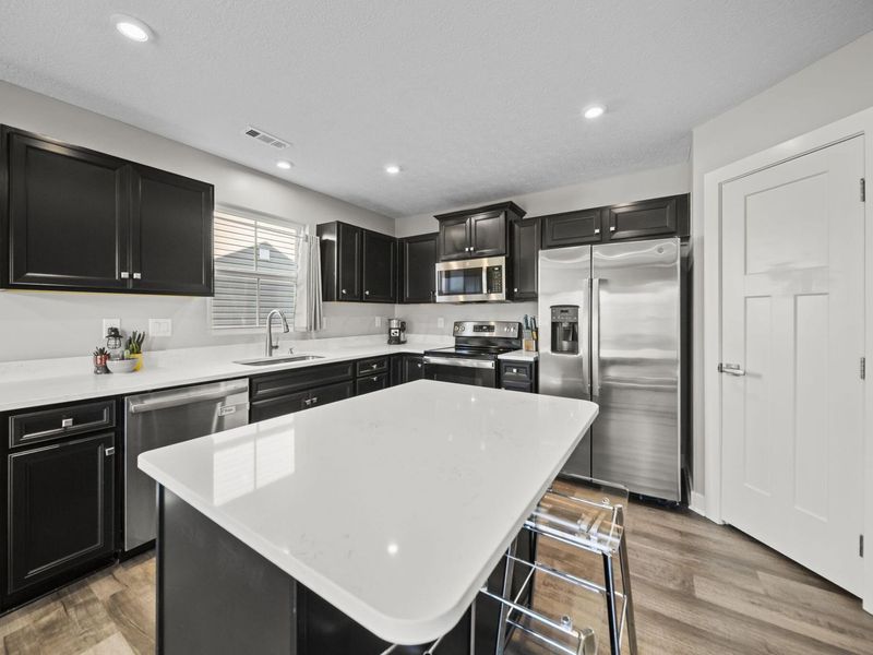 2401 Mcclouds Square, Marysville, OH 43040 Photo 14