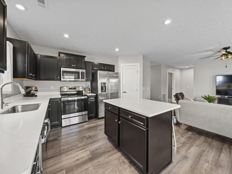 2401 Mcclouds Square, Marysville, OH 43040 Photo 15