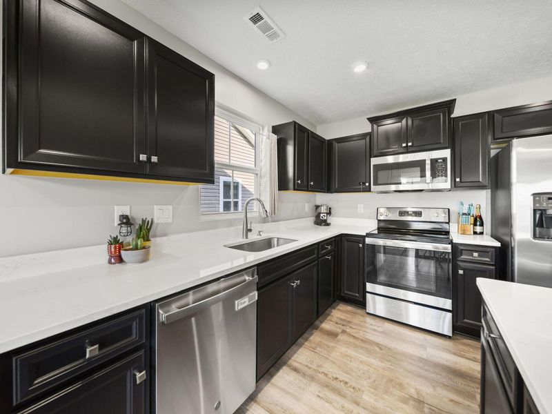 2401 Mcclouds Square, Marysville, OH 43040 Photo 16