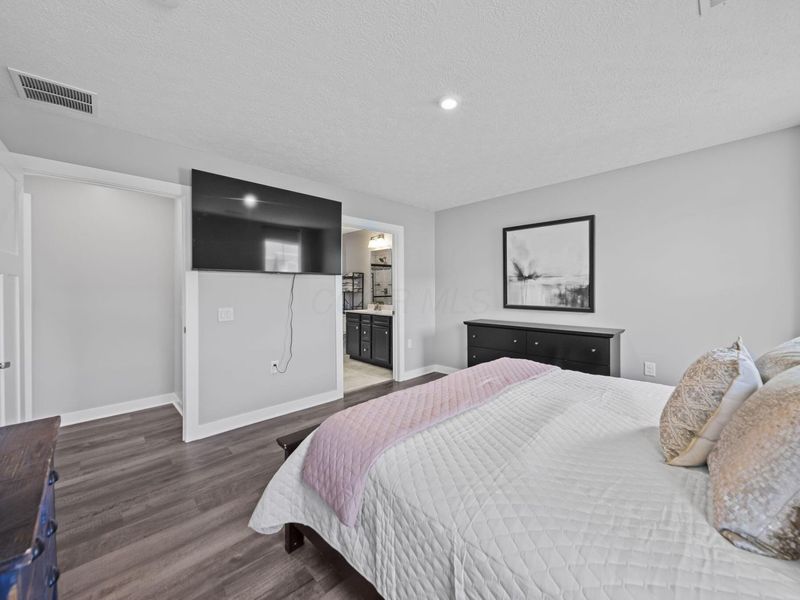 2401 Mcclouds Square, Marysville, OH 43040 Photo 24