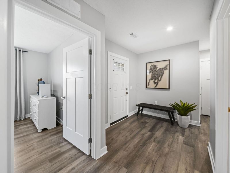 2401 Mcclouds Square, Marysville, OH 43040 Photo 6