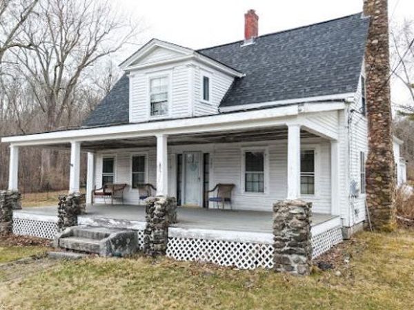 345 S Main Street, Winterport, ME 04496