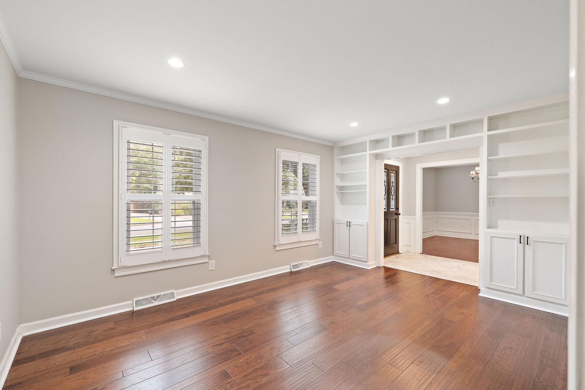 1249 Dearsley Court Photo 11