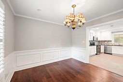 1249 Dearsley Court photo 4