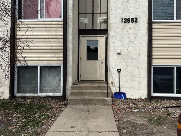 12852 Nicollet Avenue, Unit 202, Burnsville, MN 55337
