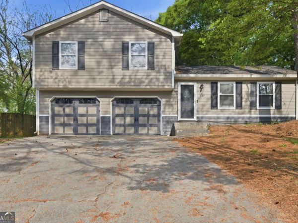 1169 Dustin Court, Stone Mountain, GA 30088