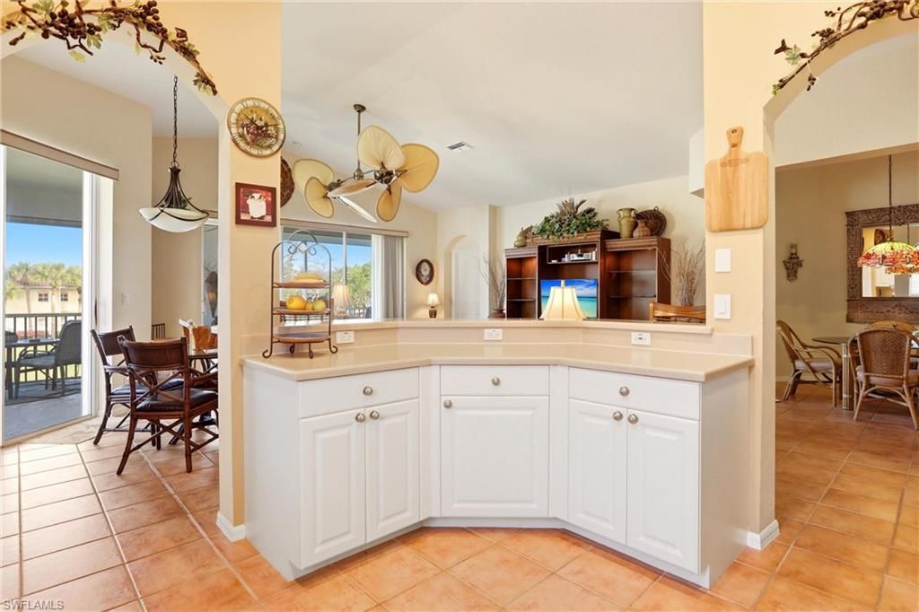 9151 Los Lagos Ct, Unit 201, Bonita Springs, FL 34135 Photo