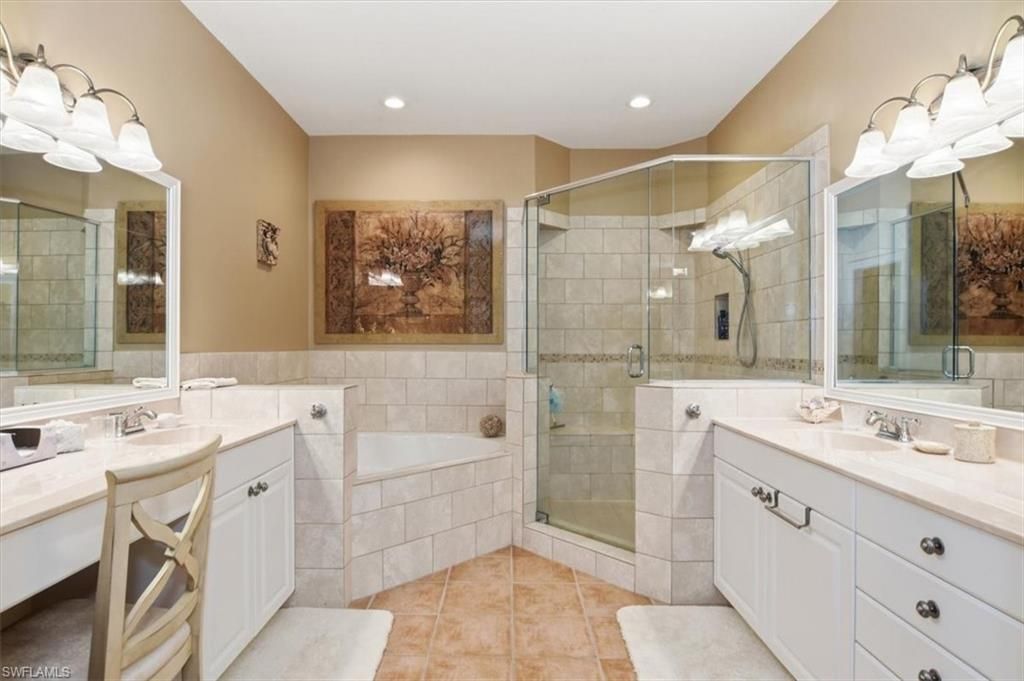 9151 Los Lagos Ct, Unit 201, Bonita Springs, FL 34135 Photo