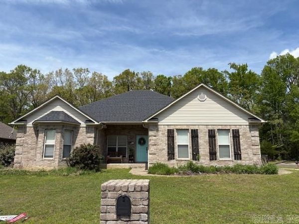 31 Brentwood Drive, Vilonia, AR 72173
