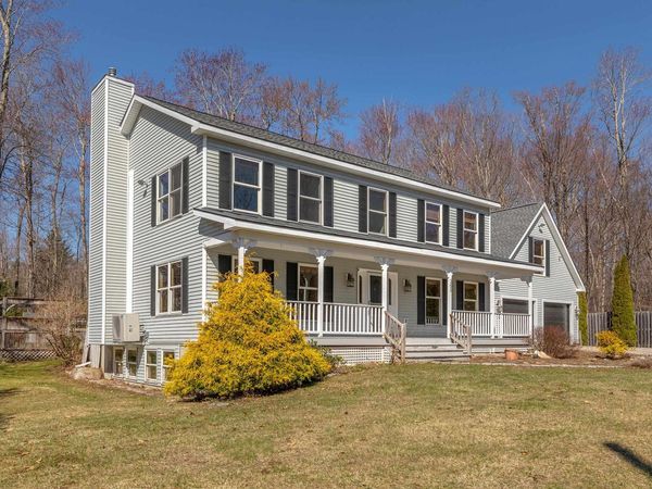 360 Mending Walls Road, Manchester, VT 05255