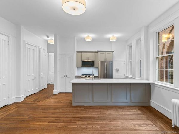 284 Orange , Unit 204, New Haven, CT 06510