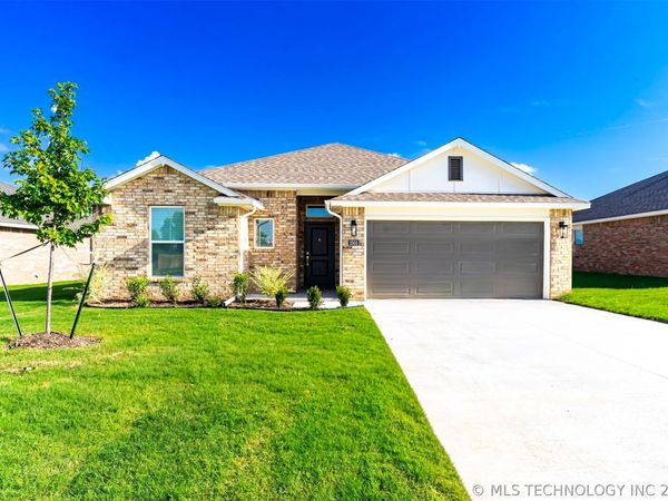 2503 W Main Street, Collinsville, OK 74021