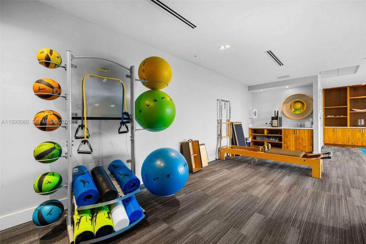 1180 N Federal Hwy , Unit 1102, Fort Lauderdale, FL 33304 Photo