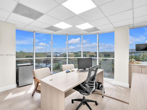 1 SW 129th Ave, Unit 401, Pembroke Pines, FL 33027