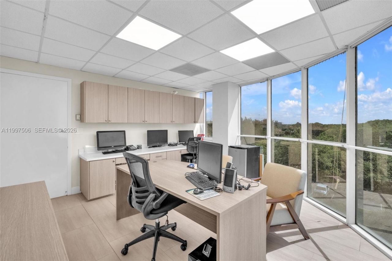 1 SW 129th Ave , Unit 401, Pembroke Pines, FL 33027 Photo