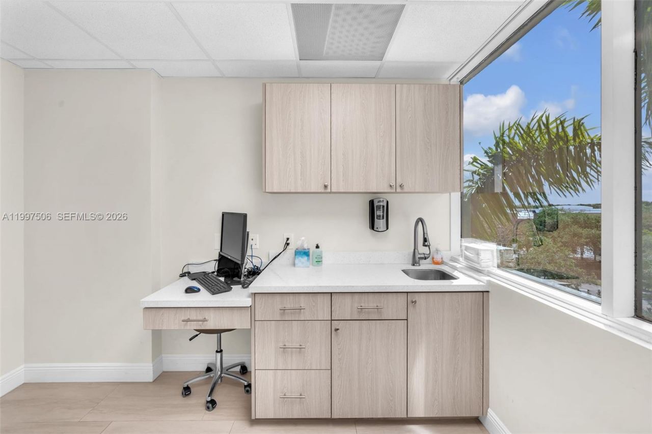 1 SW 129th Ave , Unit 401, Pembroke Pines, FL 33027 Photo