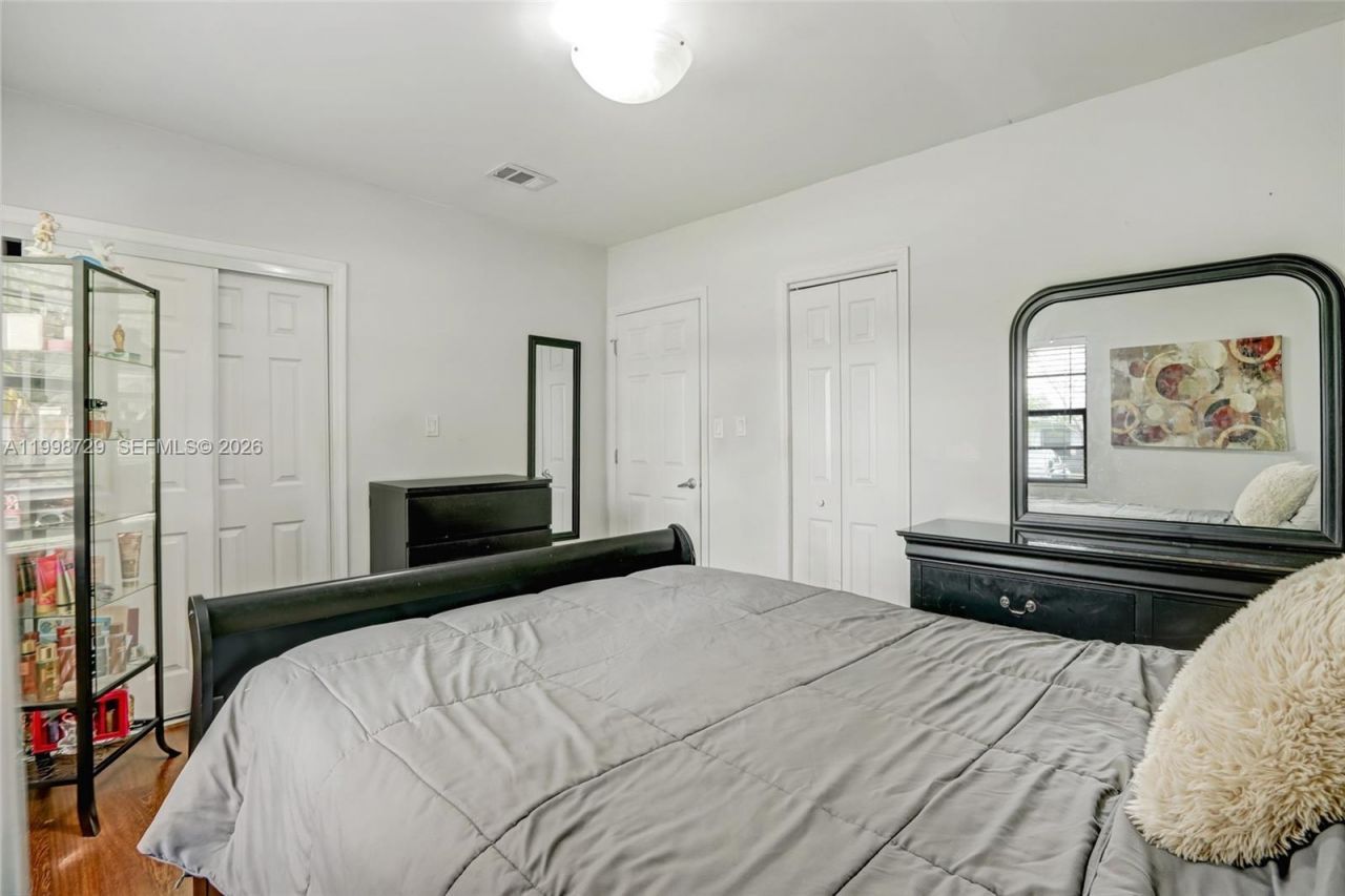 6871 SW 37th St, Miami, FL 33155 Photo