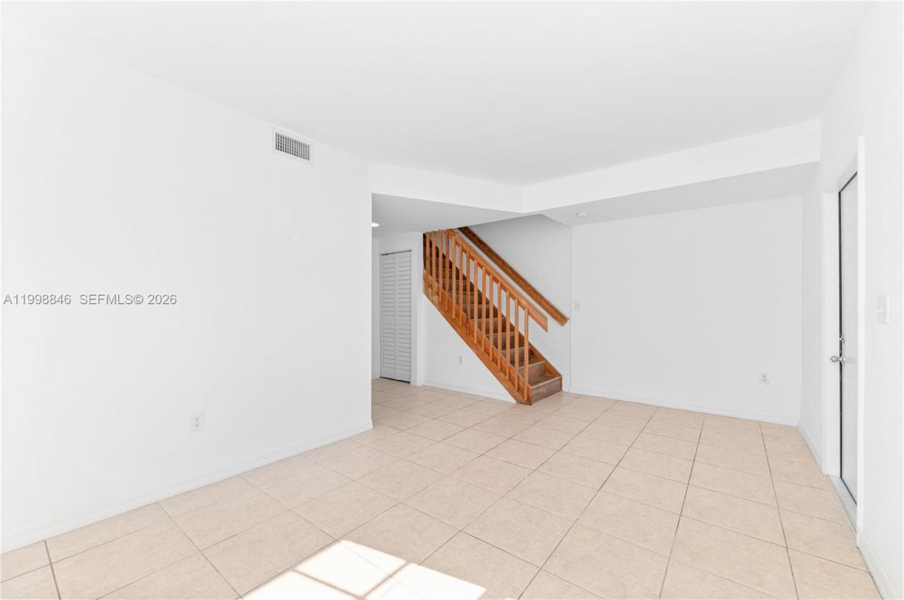 365 NW 109th Ave, Unit 701, Miami, FL 33172 Photo