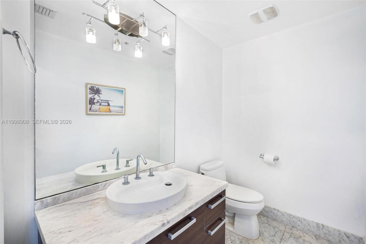 244 Biscayne Blvd, Unit 445, Miami, FL 33132 Photo