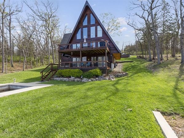 9843 E Vista Drive , Hillsboro, MO 63050