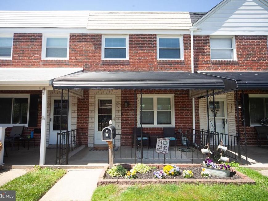2215 Searles Rd, Dundalk, MD 21222 Main Photo