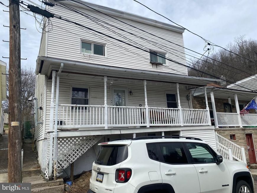 334 Arnot Street, Saint Clair, PA 17970 Main Photo