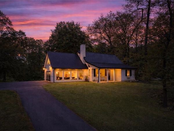 793 Cardinal Cove, Woodstock, GA 30188