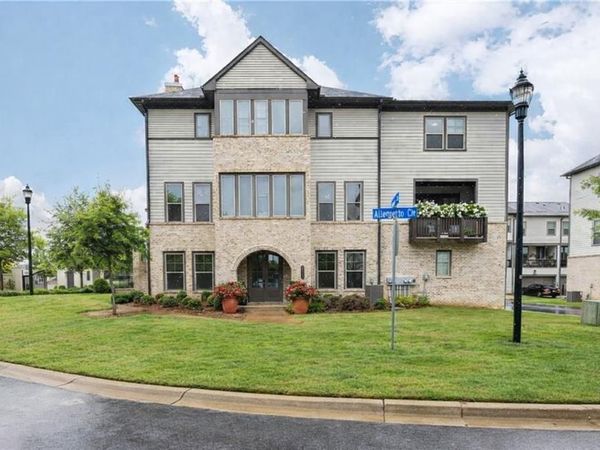 3900 Danube Lane , Atlanta, GA 30339