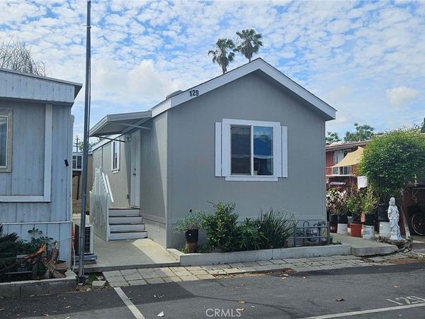 7650 Balboa Boulevard, Unit 129, Van Nuys, CA 91406