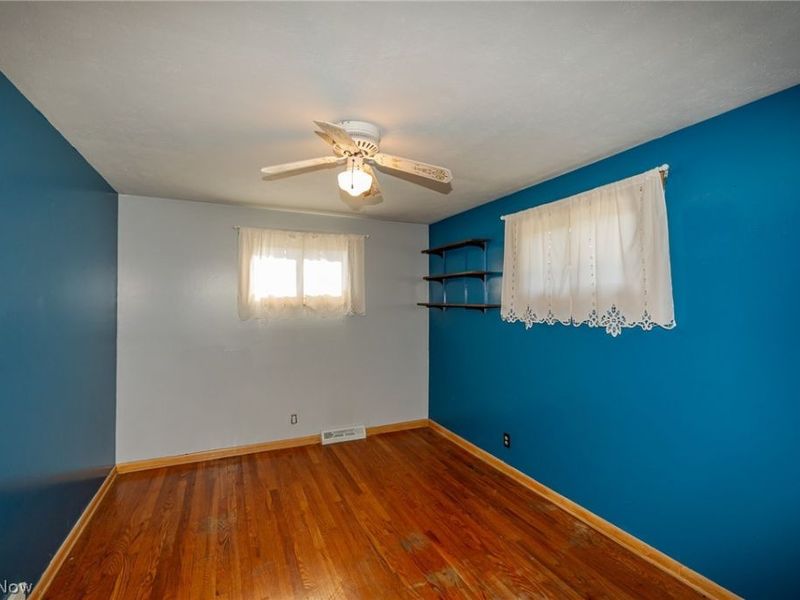 490 Mapleview Drive, Seven Hills, OH 44131 Photo 27