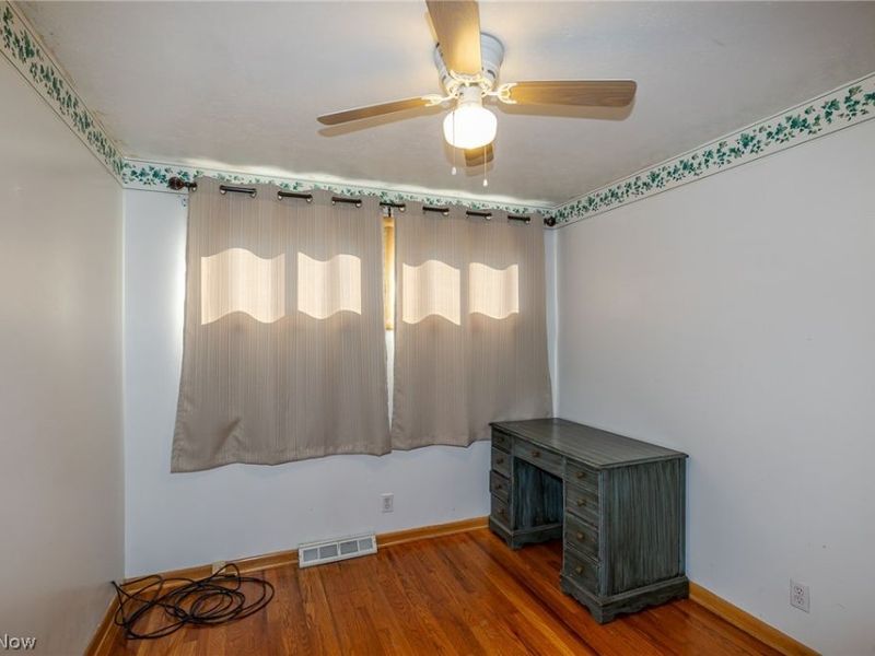 490 Mapleview Drive, Seven Hills, OH 44131 Photo 29