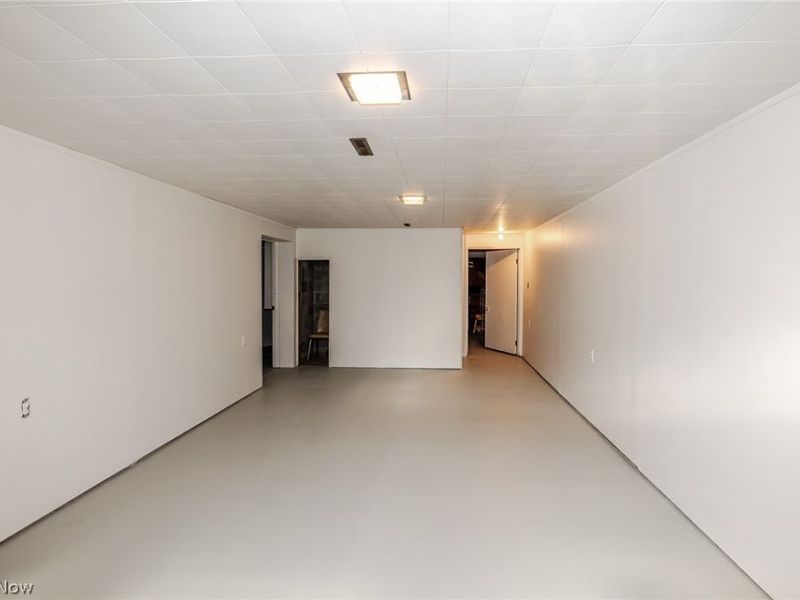 490 Mapleview Drive, Seven Hills, OH 44131 Photo 34