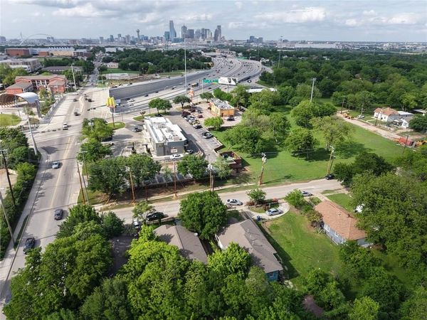 806 E 12TH Street, Dallas, TX 75203