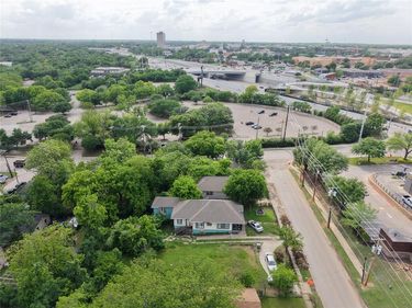 814 E 12th Street, Dallas, TX 75203
