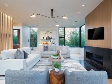 3503 Edgewater Street, Dallas, TX 75205