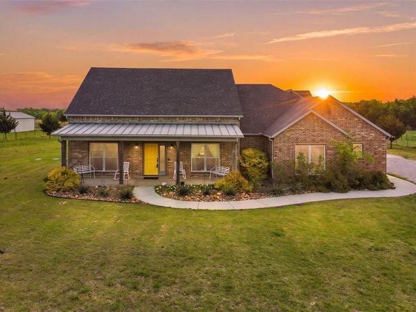 4299 County Road 1098 , Celeste, TX 75423