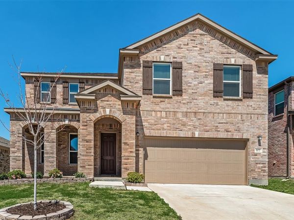 977 Adair Drive, Aubrey, TX 76227