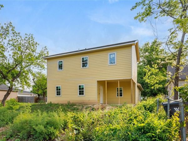 1100 N 16th Street , Waco, TX 76707