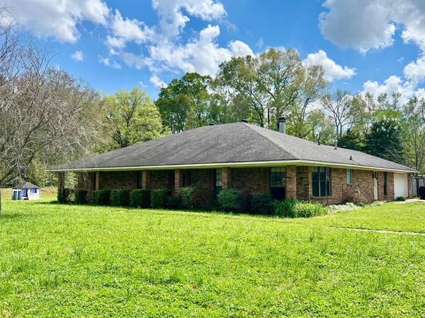 401 Cane Bend Drive , Haughton, LA 71037