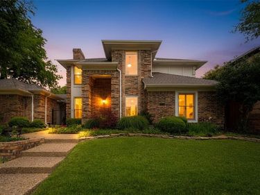 5835 Mapleshade Lane, Dallas, TX 75252
