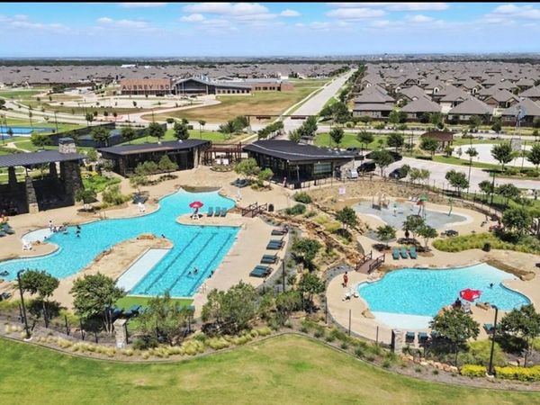 9809 Gooseneck Drive, Aubrey, TX 76227