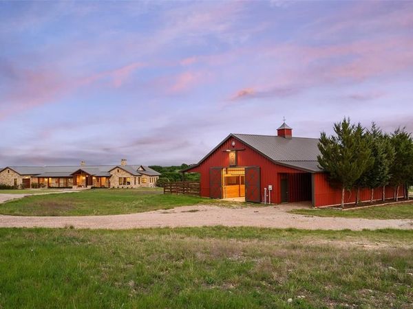 11503 E Rocky Creek Road, Crowley, TX 76036