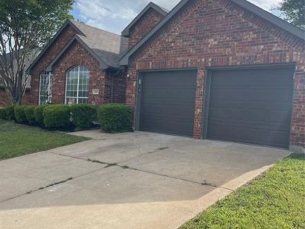 6615 Tabor Drive, Arlington, TX 76002
